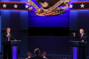 Enquanto Trump sobe ao palco do debate na quinta-feira, seu estilo característico pode ser discreto
