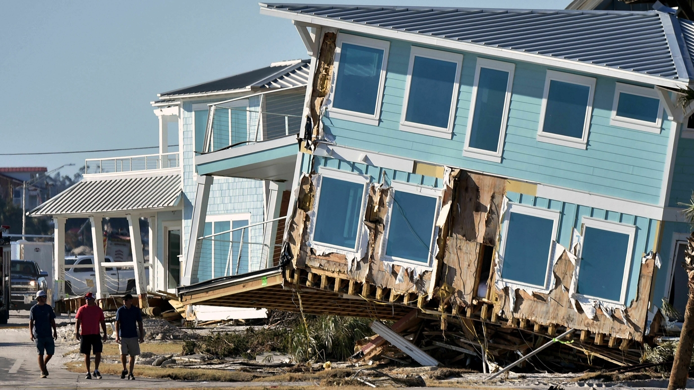 As taxas de seguro residencial estão aumentando devido às mudanças climáticas. O que poderia quebrar esse ciclo?