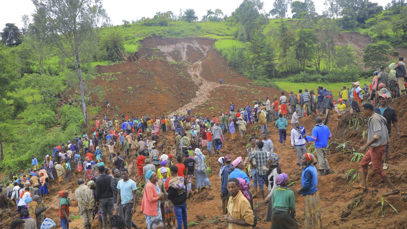 Número de mortos em deslizamentos de terra no sul da Etiópia sobe para pelo menos 157 enquanto as buscas continuam