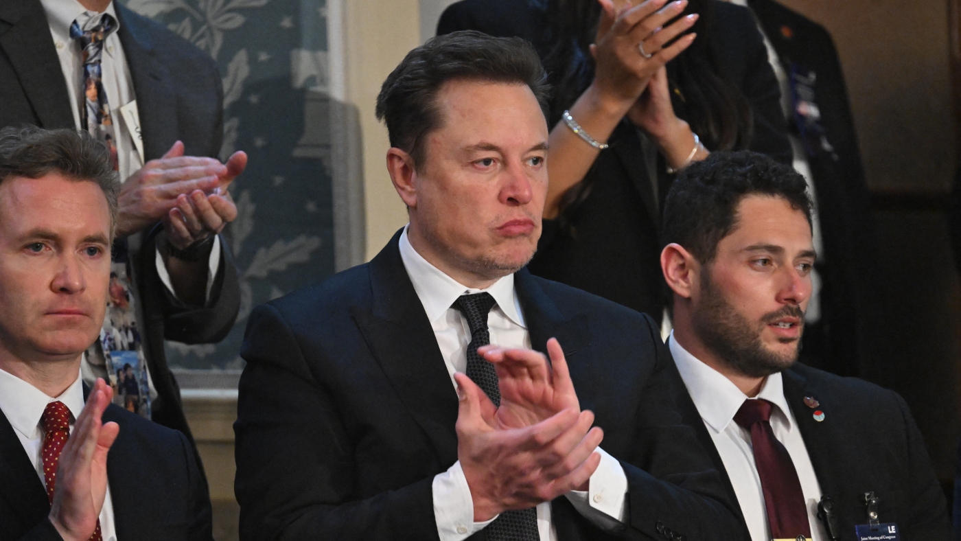 Elon Musk está apoiando Donald Trump. Isso pode prejudicar a Tesla?
